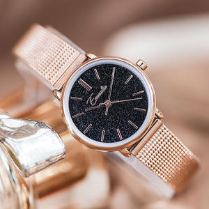 Une montre pour femmes avec un design dégradé de flocon de neige avec un style unique adapté aux étudiants et des accessoires polyvalents - Product Image 5