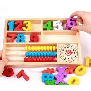 Jouet Abaque en Bois Montessori Intelligent d'Apprentissage Précoce et Éducatif pour le Calcul des Maths, pour Bébés et Enfants - Product Image 1