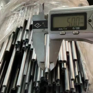 Fabrik preis DIN2391 En10305 En10305-4 E355 St 37.4 St35 Od Bright Annealed Precision Hydraulic Line Carbon Nahtloses Stahlrohr - Product Image 1
