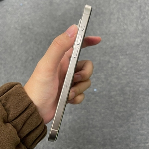 Batteria per Telefono Cellulare Usato Sbloccato Economico All'ingrosso A+iPhone 15 Pro Max Ricambi Originali USATI Economici All'ingrosso - Product Image 4