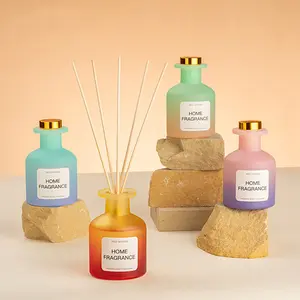 Customized High Quality 120ml Fragrance Home Freshener Aroma Luxury Glass Bottle Reed Diffuser With Sticks