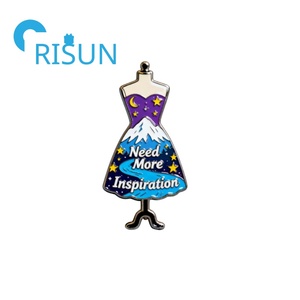 <span class=keywords><strong>Abito</strong></span> personalizzato in metallo smaltato forma di spilla da <span class=keywords><strong>sarta</strong></span> con spilla da <span class=keywords><strong>sarta</strong></span> designer di gioielli regalo per cucire spille in smalto - Product Image 6