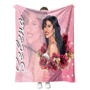 Manta Personalizada con Diseño de Retrato de Selena <span class=keywords><strong>Quintanilla</strong></span> y Patrón Floral, Manta de Felpa Suave, Toalla de Lana Personalizada - Product Image 1