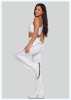 Ensemble de sport 2 pièces pour femme : Soutien-gorge de sport à rayures color block et Legging taille haute froncé effet ventre plat et rehausseur de fessier – Tenue de yoga et de sport
