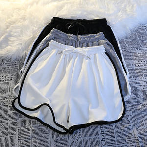 กางเกงขาสั้นลายทางลำลองแบบเกาหลีสำหรับผู้หญิงกางเกงสั้นเอวสูงผ้ายืดหยุ่นแฟชั่นฤดูร้อนเสื้อผ้ากีฬาโยคะกางเกงขาสั้นแนวสตรีทย้อนยุค - Product Image 2