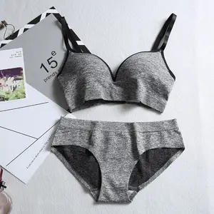 Wholesale LOGO Custom Small Boobs Women's 2 Piece Set Seamless Wireless Bra And Panties Set For Women