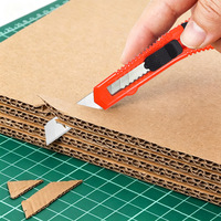 Foska vente en gros ABS manche en plastique lame en acier 18mm sécurité Art couteau rétractable couteau utilitaire Snap-off Cutter couteau pour bureau