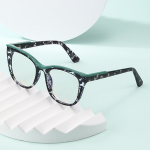 Gafas de sol fotocromáticas estilo ojo de gato para mujer con protección UV400, montura de plástico y metal, clasificación 2. - Product Image 2