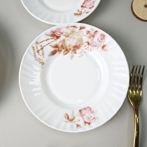 Assiette à soupe blanche avec un magnifique motif floral, service de table 18 pièces, assiette ronde en verre opale - Product Image 4