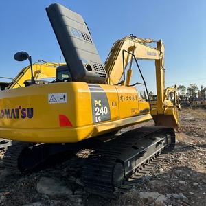 รถขุดมือสองจากญี่ปุ่น ยี่ห้อโคมัตสึ รุ่น PC240LC 240LC-8 สภาพดี ราคาคุ้มค่า - Product Image 6