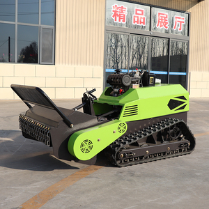 Hachoir à gazon industriel série 800-Fraise à fléaux automotrice à châssis en acier-Moteur 4 temps-Hauteur réglable - Product Image 6