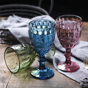 Verres <span class=keywords><strong>à</strong></span> vin gobelet bleus rétro en <span class=keywords><strong>verre</strong></span> épais de style bohème vintage, verres <span class=keywords><strong>à</strong></span> <span class=keywords><strong>eau</strong></span> pressés avec motif coloré en spray - Product Image 2