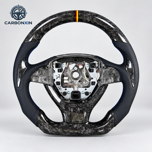 Volante de Fibra de Carbono para BMW F10 F30 F20 F21 F22 F30 F31 F32 F33 F34 X3 X4 X5 X6 520 525 530 - Product Image 2