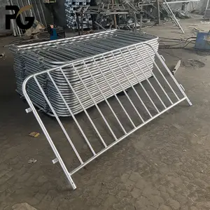 Barriere di alta qualità barricate temporanee barricate pedonali in acciaio barriere per il controllo della folla barricate di sicurezza in vendita