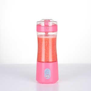 Licuadora Portátil con Cuchilla de Acero Inoxidable para Uso Doméstico, para Smoothies y Jugos Frescos - Product Image 5