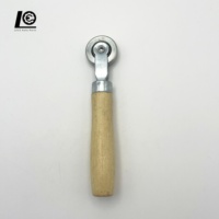 Outil de réparation de pneus de haute qualité, rouleau et aiguille à roulement à billes de 6 mm avec manche en bois