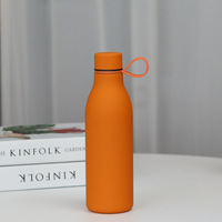 Gobelet isotherme à double paroi en acier inoxydable 304 à petite ouverture pour le camping en plein air, avec poignée en silicone