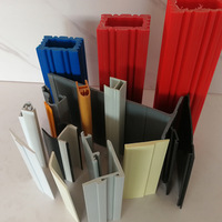 Profils extrudés personnalisés en PVC et ABS, bandes de bordure, formes personnalisées de la marque Linyi Haokai pour la protection des étagères