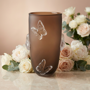 Jarrón de Vidrio Cilíndrico Moderno de Primera Calidad con Diseño de Mariposa para Decoración Floral de Bodas y Hogar - Product Image 6