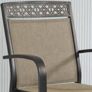 Nuova Sedia Sospesa Minimalista con Telaio in Alluminio e Griglia Floreale Traforata per Giardino, Patio, Cortile e Spazi Esterni - Product Image 4