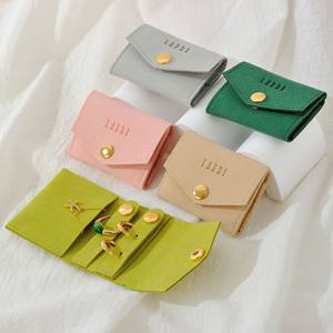 Mini Pochette Multifunzionale in Tessuto Combinato con Fibbia Porta Gioielli Personalizzata in Microfibra con Bottone Dorato Mini Organizzatore da Viaggio per <span class=keywords><strong>Orecchini</strong></span> - Product Image 1