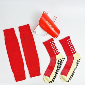 Set CMAX di Calzini da Calcio Antiscivolo per Allenamento con <span class=keywords><strong>Parastinchi</strong></span> Protettivi e Manicotti a Compressione di Alta Qualità - Product Image 4