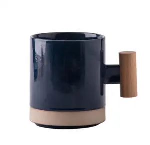 Modern Nordic style black matte coffee mug Vintage High Quality 17oz custom made with Wooden hand shank ceramic mug