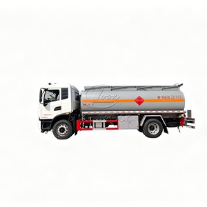 Camions-citernes de transfert de produits pétroliers et de ravitaillement, type économique, avec réservoir GPL enterré de 10000L-15000L - Product Image 1