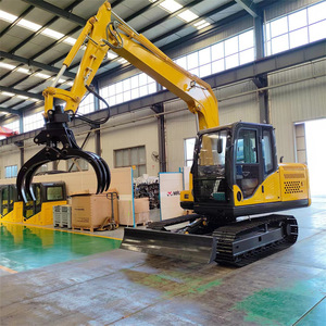 Miniexcavadora de 8 toneladas tipo oruga con accesorio de garra para uso agrícola - Product Image 1