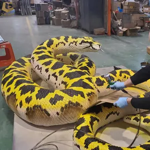 SGAA28 High Quality amusement park realistic large snake animatronic live snake animal model for sale