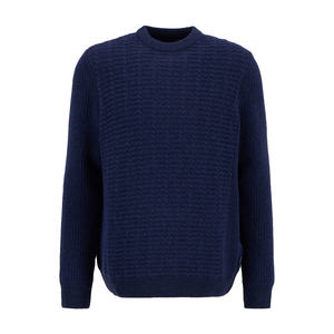 Pull pour homme City Ready, texture lisse, coupe confortable et tenue moderne élégante assortie - Product Image 4