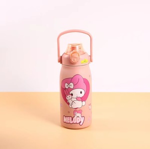 Nueva botella de agua aislada portátil de gran capacidad de acero inoxidable Sanrio de dibujos animados con pajita para el regreso a la escuela - Product Image 3
