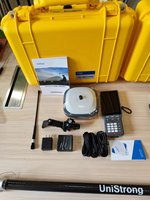Unistrong G990II / E800 GNSS RTK avec Super Radio Interne et 1408 Canaux pour GPS Surveying Equipment Receiver Rover and Base
