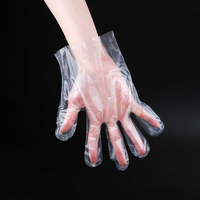 Gants jetables en PE imperméables et résistants à l'huile, gants en plastique transparent de qualité alimentaire pour la maison et les restaurants.
