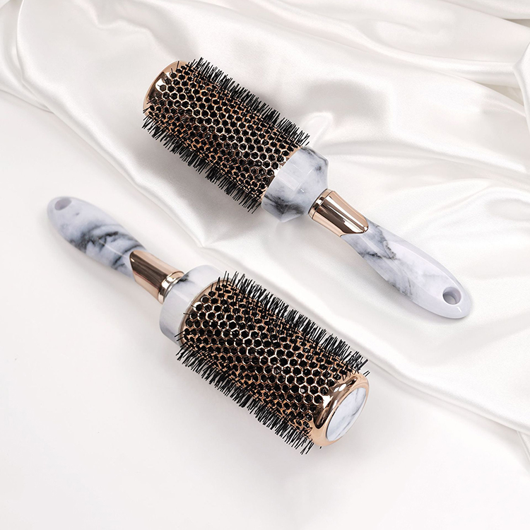 แปรงผมแบบลูกกลิ้ง