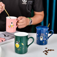 Tasse en céramique pour couple, résistante aux hautes températures, compatible micro-ondes et lave-vaisselle, avec cuillère, motif bijoux dorés, en porcelaine fine