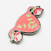 Petite femme marchandises floraison utérus broche en métal sur mesure dur émail doux Badges métal chapeau chemise épinglettes avec Logo personnalisé