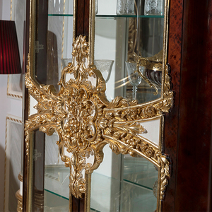 Vitrina de Estilo Barroco Retro de Lujo, Tallada a Mano en Madera Maciza con Vidrio, Mueble Ecológico para Decoración del Hogar - Product Image 3