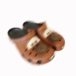 Caroban Scarpe da Spiaggia Casual e Trendy per Uomo e Donna, Sandali Estivi Casual, Zoccoli e Ciabatte - Product Image 5