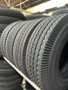 Neumáticos de motocicleta de tres ruedas de alta calidad 4,00/4,80-<span class=keywords><strong>8</strong></span> para gran venta al por mayor - Product Image 2