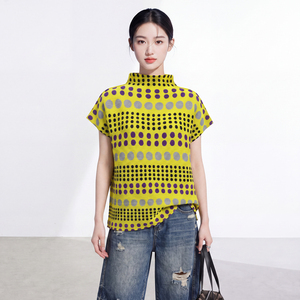 T-shirt plissé en mousseline de soie à pois jaunes pour femme, style vintage décontracté d'été, à manches courtes, fin, très élastique, respirant et infroissable - Product Image 2
