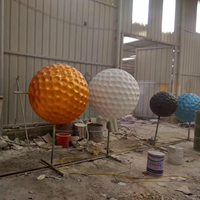 Grandes sculptures 3D en résine de balles de golf, art extérieur écologique pour parcs sportifs et zones de fitness, décoration intérieure
