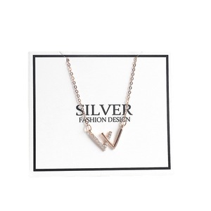 W Letter Necklace Stainless Steel Rose Gold Platinum Clavicle Chain Jewelry Simple Elegant Korean Style Gift Pendant - Product Image 3