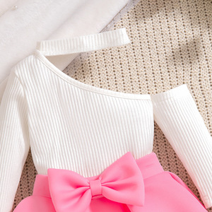 Комплект для девочки: топ с длинным рукавом и открытыми плечами, юбка с оборками и бантом-бабочкой, весна-осень - Product Image 4