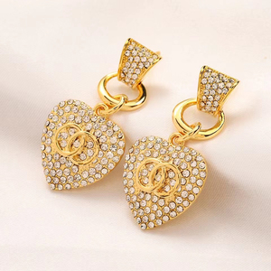 Marchio <span class=keywords><strong>di</strong></span> design <span class=keywords><strong>di</strong></span> lusso in acciaio inox <span class=keywords><strong>orecchini</strong></span> da donna Vintage alla moda CC zircone gioielli <span class=keywords><strong>di</strong></span> moda - Product Image 1