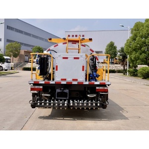 Camión Pulverizador de Asfalto 4x2 de Bajo Precio, Distribuidor Inteligente de Asfalto con Bomba Central y Motor para Pavimentación - Product Image 5