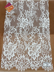 Derniers modèles Prix de gros Broderie 3D <span class=keywords><strong>Dentelle</strong></span> française Chantilly Tissu de <span class=keywords><strong>dentelle</strong></span> de haute qualité pour robe de mariée - Product Image 2