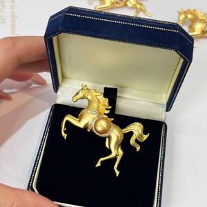 เข็มกลัดสไตล์ฝรั่งเศสย้อนยุค หรูหรา โบราณ ประณีต ป้องกันแสงสะท้อน สำหรับติดเสื้อ - Product Image 2