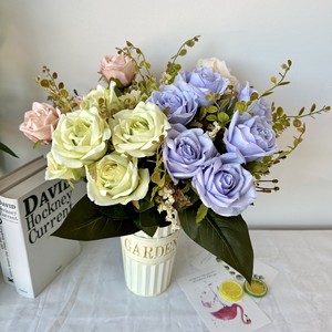ชุดดอกกุหลาบประดิษฐ์สำหรับงานแต่งงาน รุ่น Wedding Rose Series จำนวน 11 ดอก สีม่วง สำหรับตกแต่งบ้าน อุปกรณ์ประกอบฉากงานแต่งงาน ช่อดอกไม้ - Product Image 3