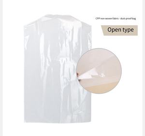 <span class=keywords><strong>Housse</strong></span> anti-poussière en tissu non tissé double couche avec fermeture éclair, sac <span class=keywords><strong>à</strong></span> vêtements épaissi avec logo personnalisable, pour <span class=keywords><strong>rangement</strong></span> suspendu - Product Image 6